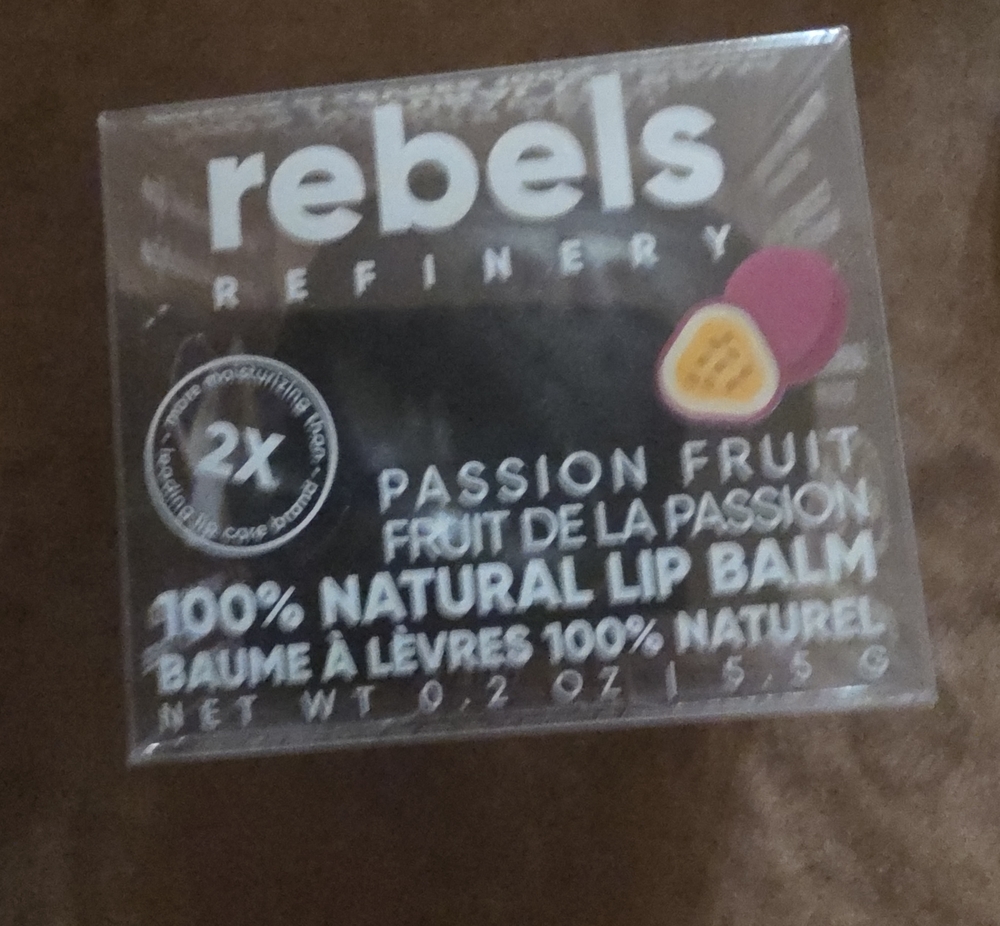 Passion Fruit Natural Lip Balm - Skull Shaped Containor